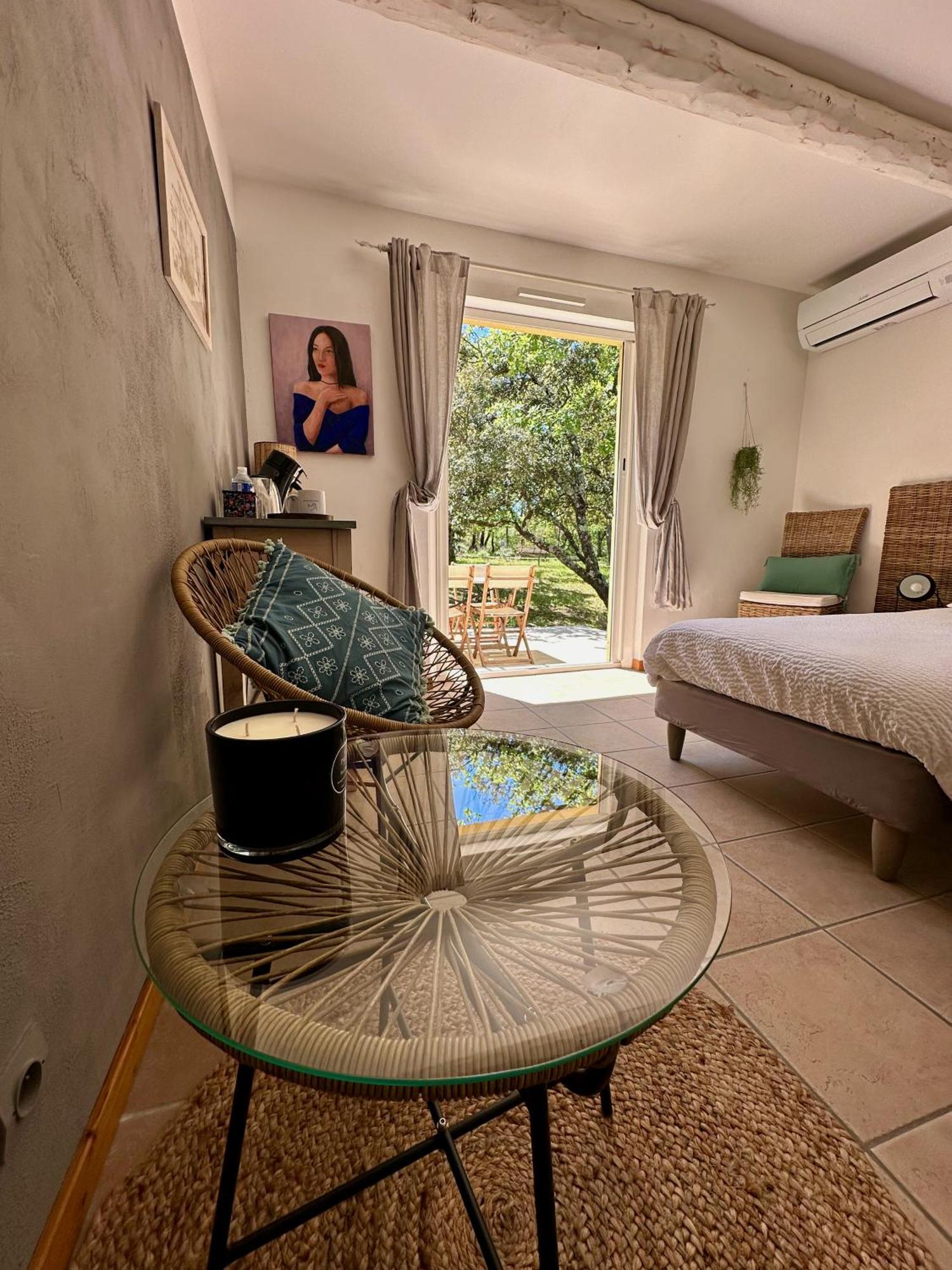 Hotel Pierres-Blanches à Venasque Extérieur photo